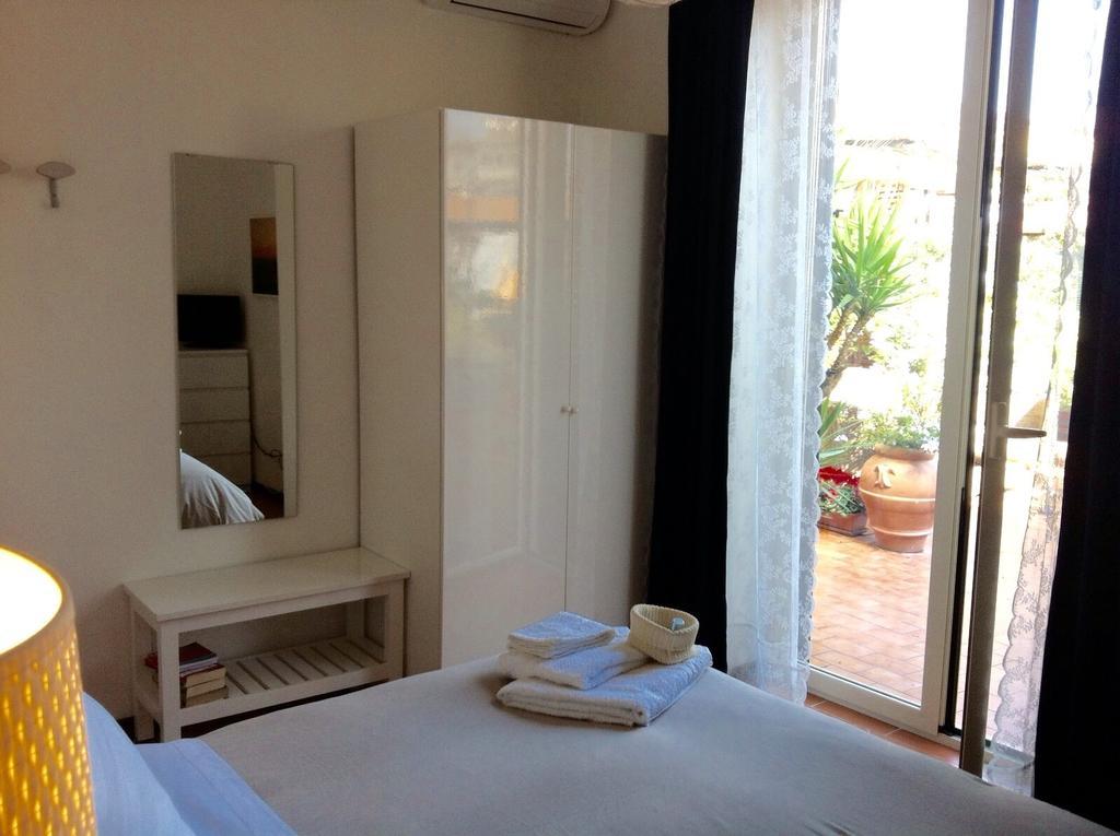 Terrazza Duomo Bed & Breakfast Napoli Eksteriør bilde