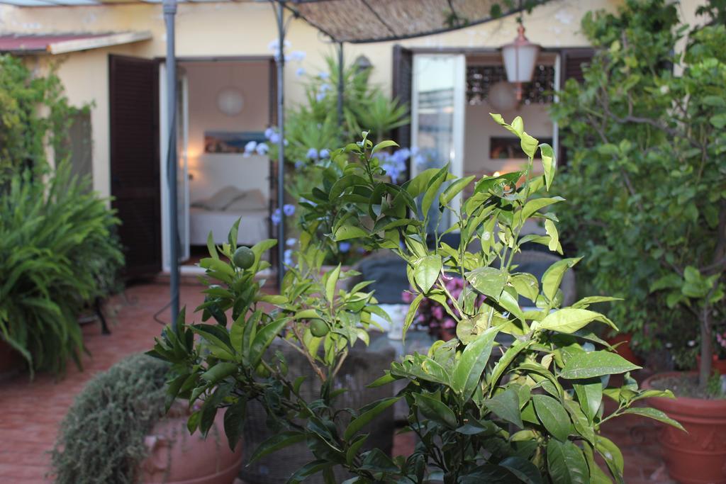 Terrazza Duomo Bed & Breakfast Napoli Eksteriør bilde